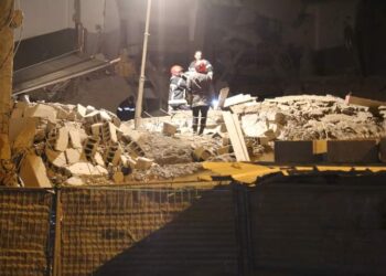 تيط مليل: مصرع شخصين وإصابة 5 آخرين إثر انهيار جزئي لبناية شركة متخصصة في النسيج