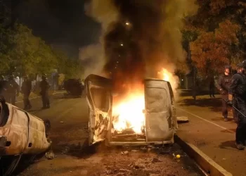 عاجل الحكومة الفرنسية تعلن نشر 40 ألف شرطي ودركي مساء الخميس لضبط أعمال الشغب
