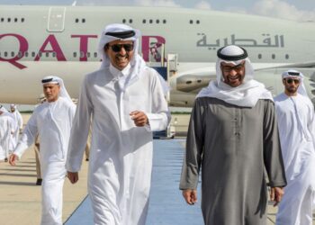 الإمارات وقطر تعيدان فتح سفارتيهما في الدوحة وأبوظبي