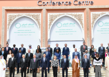 التحالف الدولي ضد داعش يؤكد عزمه على مواجهة الحركات العسكرية الانفصالية وغير الحكومية التي تقوض الاستقرار في إفريقيا