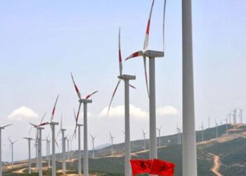 الانتقال الطاقي.. مركز تفكير أمريكي يبرز مقاربة المغرب “الاستباقية”