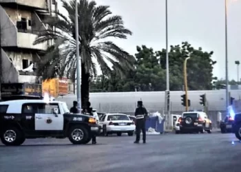 قتيلان بينهما مسلح في تبادل لإطلاق نار أمام القنصلية الأميركية في جدة في السعودية