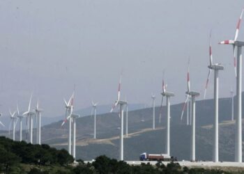 انطلاق التشغيل الكامل للرحبة الريحية ببوجدور بقدرة إنتاجية تصل إلى 300 ميغاواط