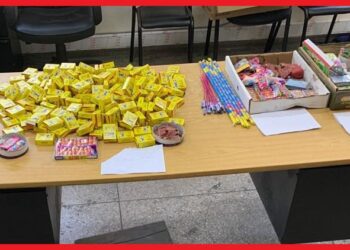 أمن البيضاء يعتقل 4 مهربي مفرقعات و يحجز 11 ألف وحدة