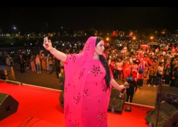 فنانون يحتفون بعيد العرش في المهرجان المتوسطي للناظور
