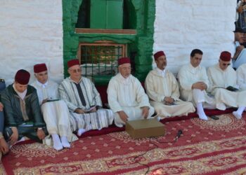 تسليم هبة ملكية بالعرائش وتطوان  بمناسبة موسم مولاي عبد السلام بن مشيش