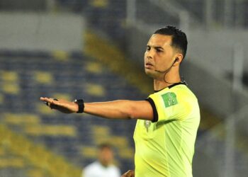 بوسليم وجيد حكما لنهائي كأس العرش بين نهضة بركان والرجاء الرياضي