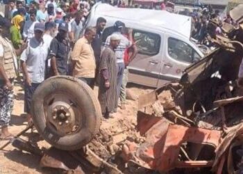 حادثة سير بليغة بين طاكسي كبير وشاحنة تضع حد لثلاث اشخاص ببني ملال