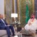ولي العهد السعودي يلتقي وزير الخارجية الإيراني