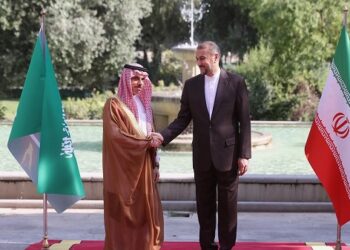 سفير السعودية يصل إلى طهران وسفير إيران يصل إلى الرياض