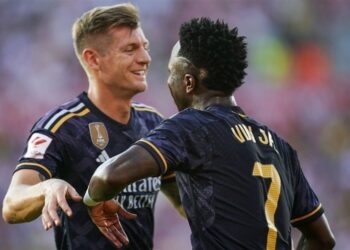 ريال مدريد يسحق جيرونا ويتزع منه صدارة “الليغا”