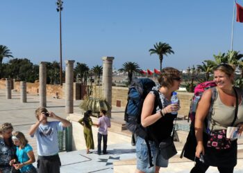 إسبانيا تدعو رعاياها للسفر إلى المغرب ولا خوف من الزلزال