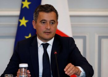 دارمانان: فرنسا “لن تستقبل مهاجرين ممن وصلوا إلى لامبيدوسا”