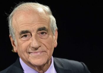 جلالة الملك يُعزي عائلة الصحفي الفرنسي الراحل جون-بيير الكباش