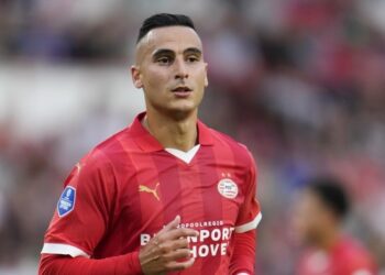 ماينتس يوقف اللاعب المغري أنور الغازي لاتخاذه موقفا مساندا للفلسطينيين