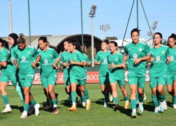 حصة تدريبية مفتوحة أمام وسائل الإعلام للمنتخب الوطني لكرة القدم النسوية