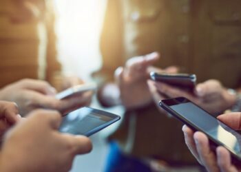 أزيد من 54,1 مليون اشتراك في خدمة الهاتف المحمول