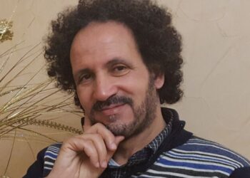 الشاعر المغربي نبيل منصر يفوز بجائزة الشعر العالمية “فيرناندو دالميدا”