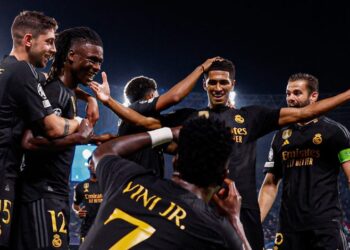 ريال مدريد يهزم نابولي في مباراة قوية في دوري أبطال أوروبا