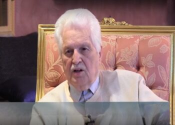 قيدوم الإذاعيين المغاربة محمد بنددوش في ذمة الله
