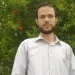 مقتل الشاعر الفلسطيني رفعت العرعير بضربة إسرائيلية في غزة