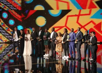 المغرب ومصر يرفعان رأس العرب بـ 13 بصمة في حفل جوائز “الكاف”