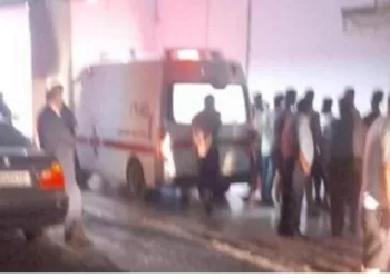 شاب ينهي حياة زوجته وأمه ثم يقفز من الطابق الثالث