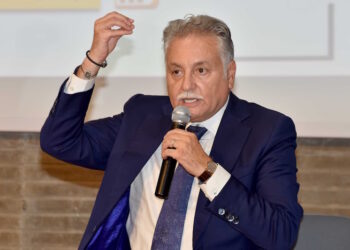 نبيل بنعبد الله: دعمنا مطلب الأساتذة والحكومة استجابت بتأخر