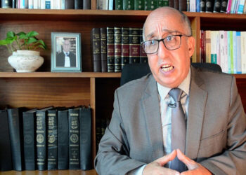 دمقرطة تداول السلط والمهام كحاجة حيوية وكمطلب دستوري