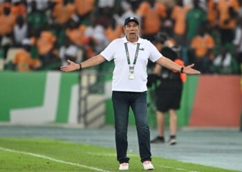 إقالة مدرب منتخب كوت ديفوار