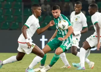 المنتخب الموريتاني يكتب التاريخ ويتأهل إلى الدور 16 بعد إقصائه للجزائر ..