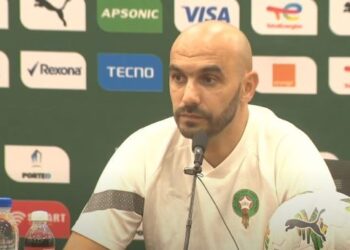 الركراكي: “نصارع من أجل تجهيز الفريق والتكيف مع الظروف البيئية الصعبة”