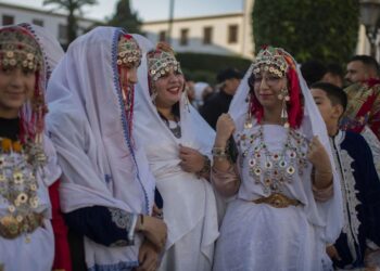 المغرب يحتفل بأول رأس سنة أمازيغية بعد اعتمادها عطلة رسمية مؤدى عنها