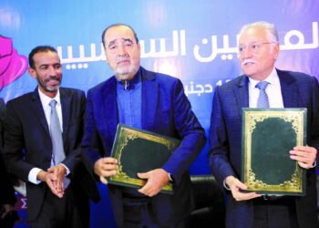 المعارضة تصف سوق المحروقات بـ”الغارق في الفساد”