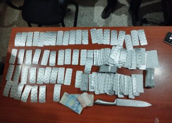 بينهم فتاة.. أمن سلا يوقف عصابة إجرامية تتجر في الأقراص المهلوسة
