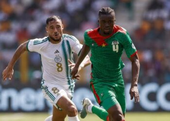 الجزائر تسقط في فخ التعادل 2-2 أمام بوركينا فاسو
