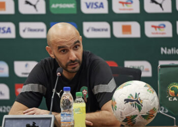 الركراكي: ” تجربة مونديال قطر أصبحت من الماضي، و الكوت ديفوار أمر مختلف”..