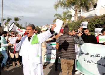 اتفاق بين وزارة الصحة والنقابات يُنهي الاحتجاجات ويقرّ زيادات وتعويضات مالية