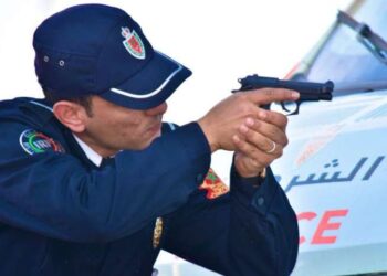 توقيف شخص هائج هدد سلامة عناصر الشرطة ومواطنين بالبيضاء
