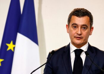 وزير الداخلية الفرنسي يطلب سحب تصريح إقامة إمام تونسي