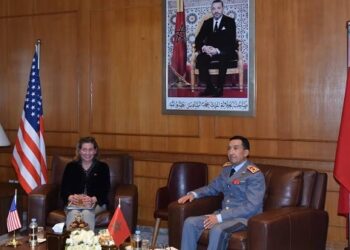 المفتش العام للقوات المسلحة الملكية يتباحث مع نائبة مساعد وزير الدفاع الأمريكي