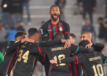 الجيش الملكي يقسو على مضيفه إتحاد تواركة بثلاثية نظيفة ويستعد صدارة البطولة الاحترافية