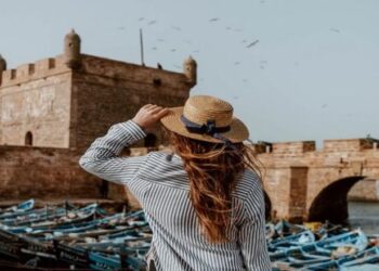مطار “موغادور” يواصل جذب سياح العالم