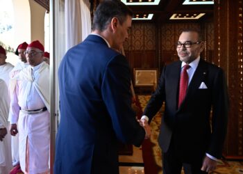 جلالة الملك يستقبل سانشيز بالقصر الملكي بالرباط