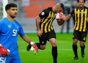 بعد تصدي المحمدي لركلة جزاء بنزيمة .. حمد الله يقود اتحاد جدة للفوز على الوحدة