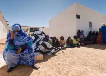 مخيمات تندوف.. مواجهات عنيفة مع قادة “البوليساريو” الانفصالية