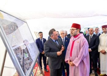 جلالة الملك يشرف بالدار البيضاء على وضع الحجر الأساس لمركز طبي للقرب