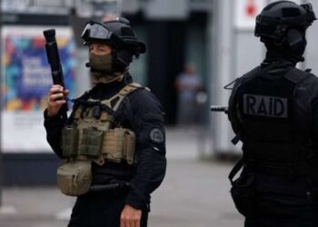 ثمانية نشطاء اقتحموا مصنعا للمواد الكيميائية بفرنسا