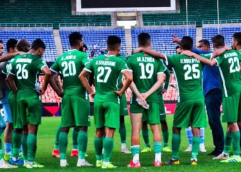 طلبات فسخ العقود ترافق شكايات المستحقات للاعبين في الدوري المغربي