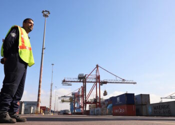 عجز الميزانية يقترب من 10 مليار درهم بالمغرب